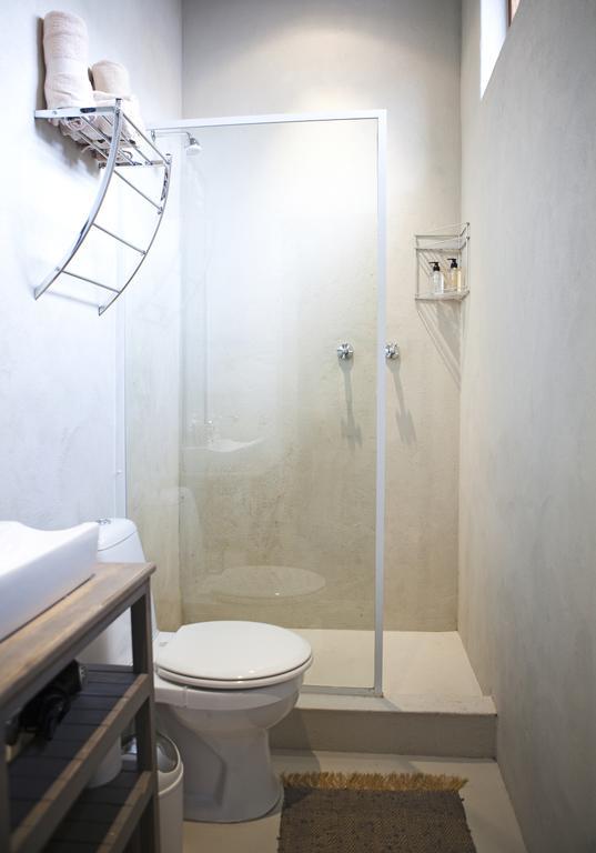 Molo-Lolo House Panzió Fokváros Szoba fotó